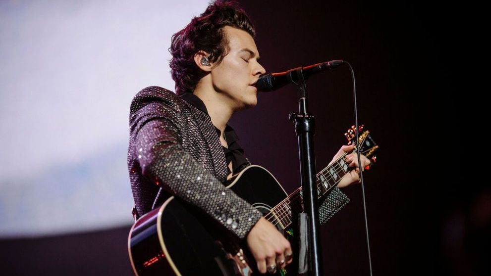 Harry Styles s-a despărțit de Camille Rowe, model Victoria's Secret. Motivul pentru cei doi s-au separat