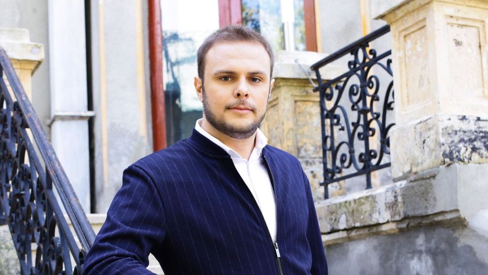 Așa cum au grijă de trecutul României, așa au grijă și de viitorul ei! ”Prostie monumentală”