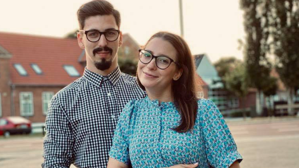 Români arestați în Danemarca pentru rele tratamente aplicate copilului lor de o lună. Cum intervin autoritățile române