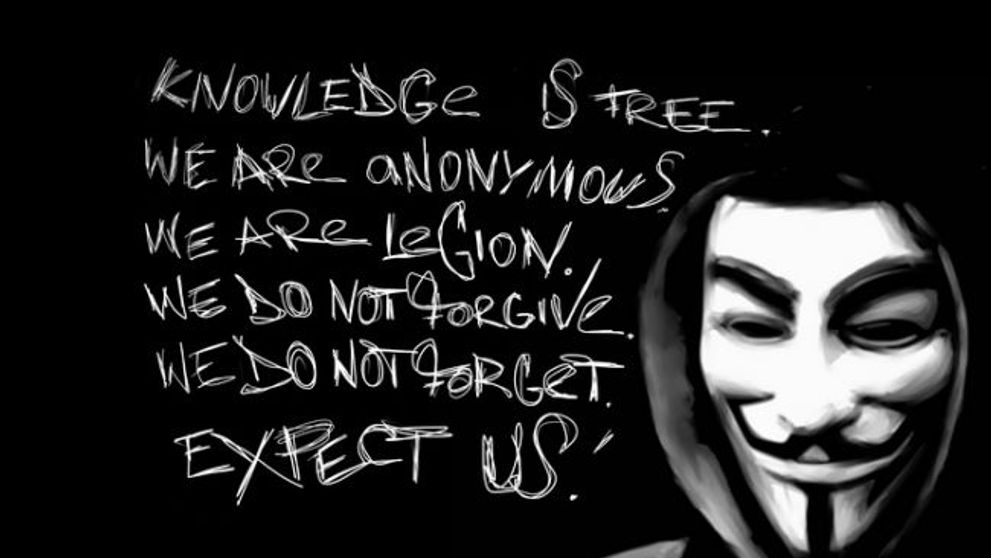 Lovitura crunta data de Anonymous. Hackerii au pus la pamant sute de site-uri si au distrus conturi de mail