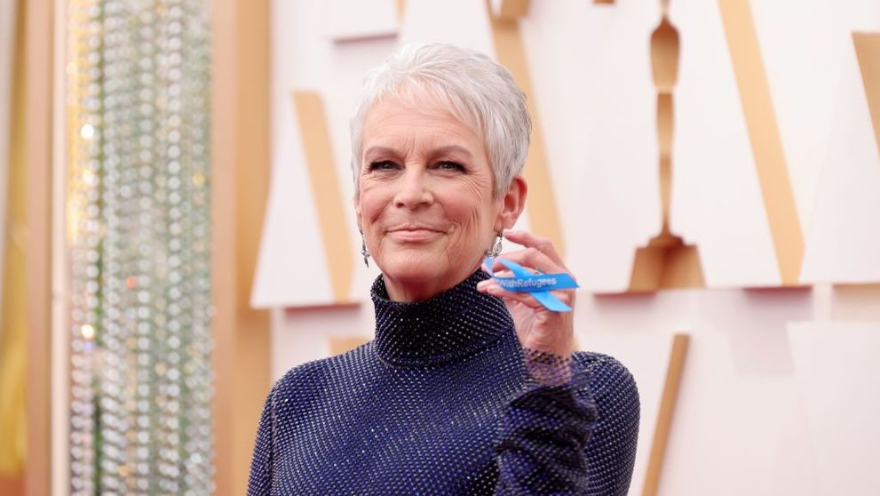 Jamie Lee Curtis, solidară cu poporul ucrainean pe covorul roșu de la Oscar! Cum a apărut actrița