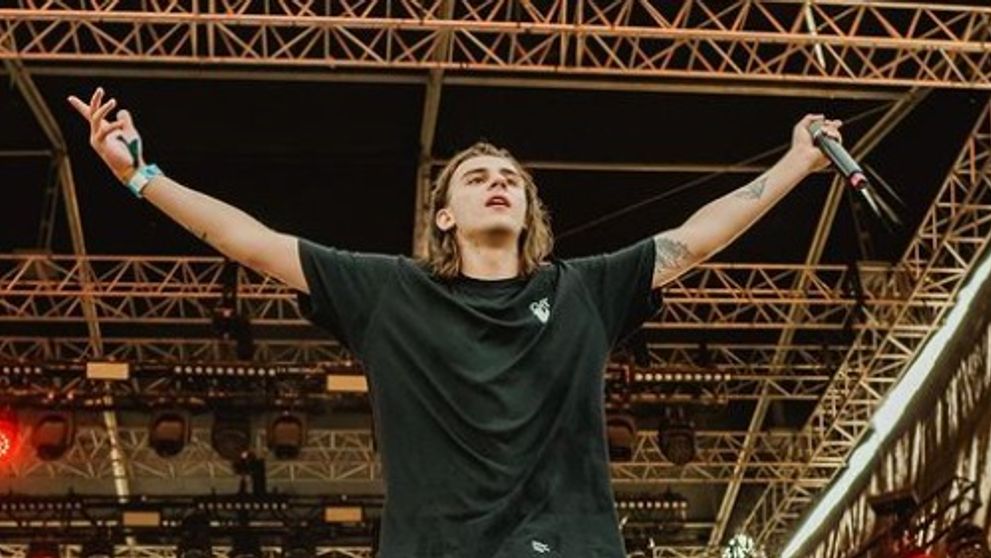 INTERVIU EXCLUSIV! OSCAR, unul dintre cei mai ascultați artiști ai noii generații, a cântat în deschiderea concertului lui 50 Cent, la București! Cum i s-a părut oportunitatea: „E o onoare!”