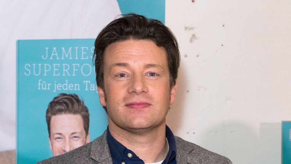 Vestea care i-a incantat pe fanii lui Jamie Oliver: celebrul bucatar a devenit tata pentru a cincea oara. Cum arata baietelul lui