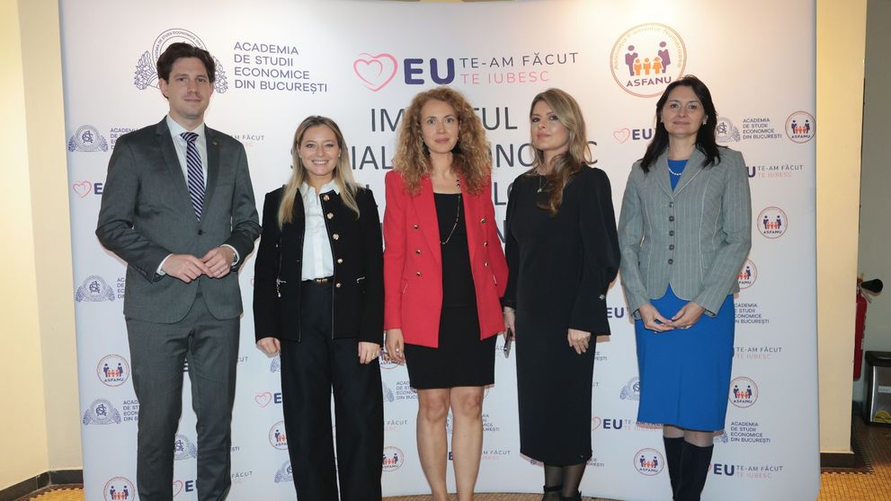 Potrivit unei cercetări realizate de Academia de Studii Economice din București, la inițiativa Asociației Te iubesc și a Asociației Familiilor Numeroase,  adicțiile minorilor din România „costă” statul 0,4% din PIB, mai precis 1,35 miliarde de euro anual