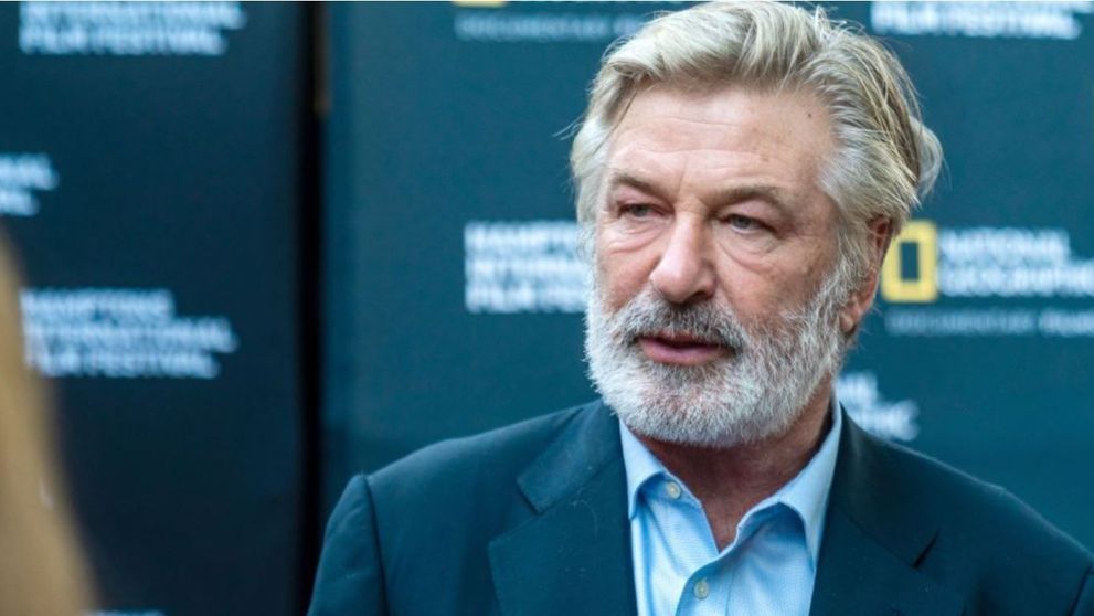Actorul Alec Baldwin, dat în judecată de familia Halynei Hutchins. De ce îl acuză soțul regizoarei