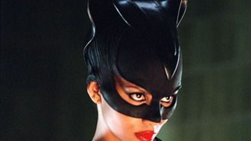 Catwoman - cea mai sexy femeie din lume, la Pro Tv
