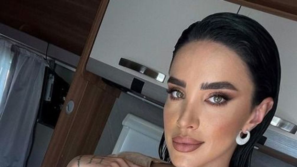 Adelina Pestrițu, ironizată pe TikTok de fostul ei iubit, Speak