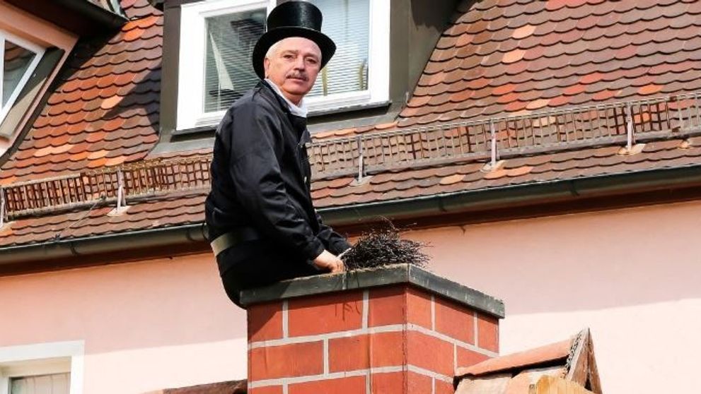 (P) Ce se întâmplă atunci când nu cureţi un coş de fum şi cum se face o astfel de curăţare?