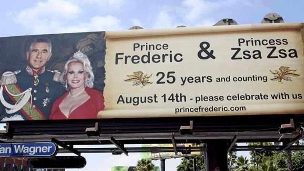 Un cadou original pentru Zsa Zsa Gabor, la 25 de ani de casatorie!