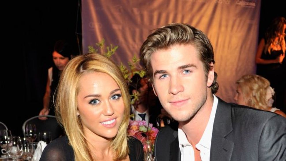 Miley Cyrus l-a inlocuit pe Liam Hemsworth, dupa ce a aflat ca fostul ei logodnic are deja o noua relatie. Cu cine se iubesc cei doi acum