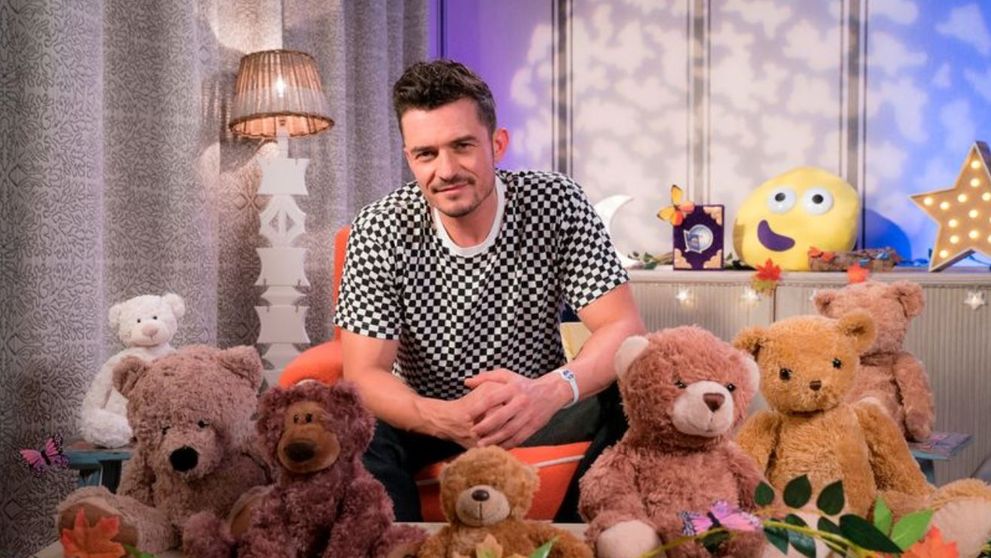 Orlando Bloom spune povești de adormit copiii, iar cei mici o să-l adore pentru asta