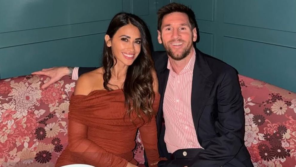 Cum a răsfățat-o Messi pe superba sa soție de Ziua Îndrăgostiților! Antonela a postat imagini cu cadoul primit de la fotbalist