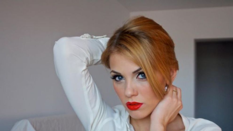 Andreea Ibacka, mai sexy ca niciodata. Si-a facut aparitia la TV intr-o rochita cat un tricou: FOTO