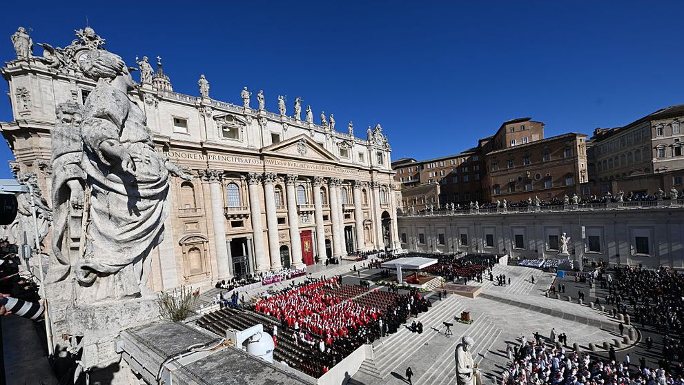 Înmormântarea Papei Francisc. Cei mai puternici lideri din lume participă la funeraliile Suveranului Pontif de la Vatican