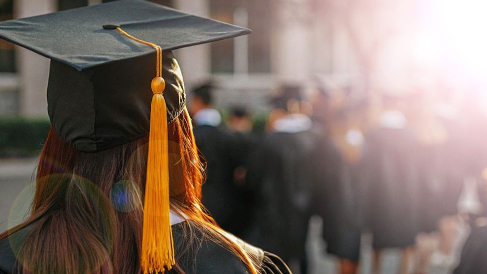 Care sunt facultățile din România la care poți intra fără să dai examen de admitere. Unde contează doar BAC-ul