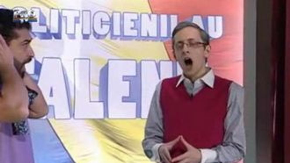 Politicienii au talent: Vezi cum canta Mircea Geoana aria “Bunicuta pesedista”!