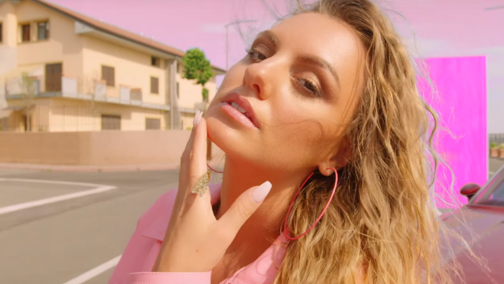 Alexandra Stan lansează videoclipul single-ului „I Think I Love It”