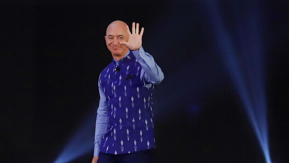 Cum i s-a spart telefonul performant lui Jeff Bezos, unul dintre cei mai bogați oameni ai lumii? 