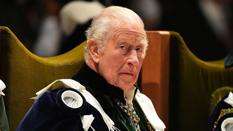 Alimentele de care membrii familiei regale n-au voie să se atingă. Ce „păcate” nu le iartă regele Charles celor care mănâncă la masa lui