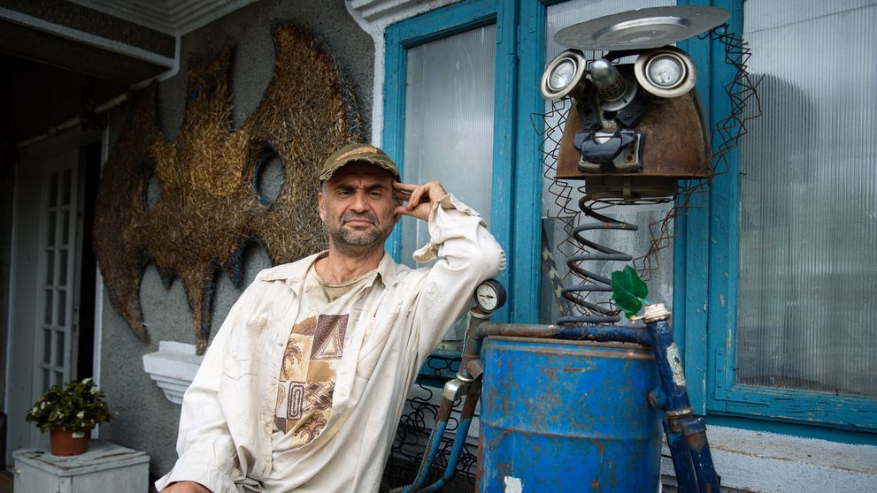 Ce se întâmplă în această seară în serialul „Las Fierbinți”. Celentano, invitat să-și scrie autobiografia: „Bă, băiatule, mi s-a schimbat viața!”