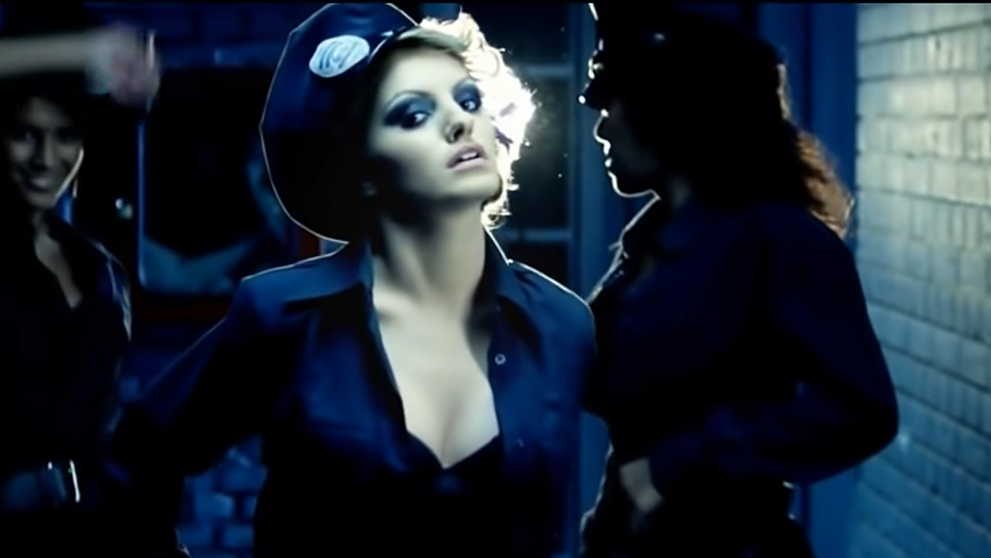 Alexandra Stan, în topul preferințelor fanilor pe Spotify cu piesa Mr. Saxobeat