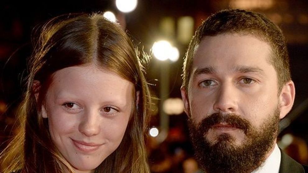 Starul din Transformers, Shia Labeouf si iubita lui s-au casatorit in secret. Vezi cum arata sotia actorului