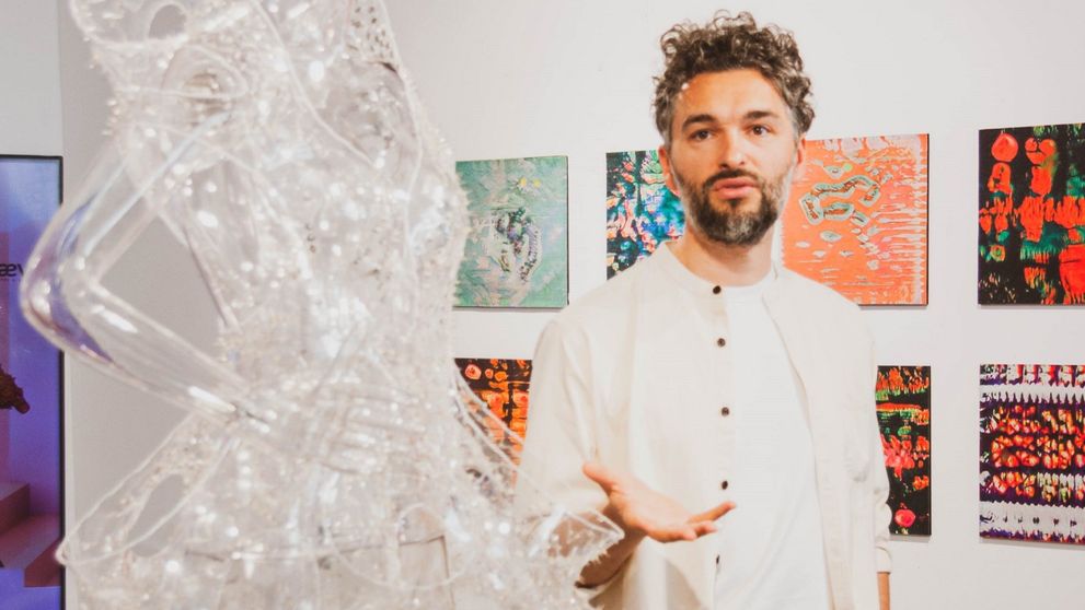 Povestea arhitectului Vlad Țenu, care a rupt barierele internaționale ale tehnologiei cu creativitatea: „Dacă știi ce-ți dorești, apar și oportunitățile”