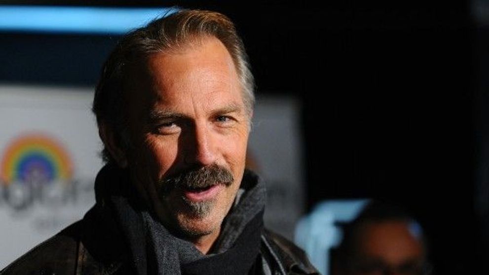 Kevin Costner, in discursul sustinut la Gala pentru decernarea Globurilor de Aur 2013: 
