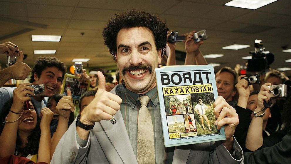 Sacha Baron Cohen renunță la Borat, personajul care i-a adus un Glob de Aur: „E prea periculos”
