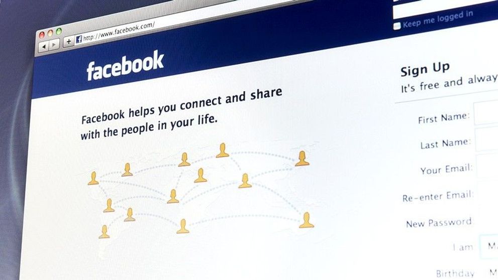 Numarul de conturi romanesti din Facebook a atins 7 milioane