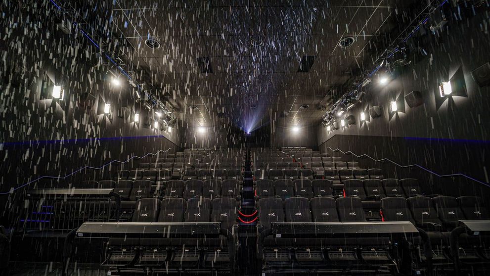 Mersul la cinema, revoluționat la Brașov