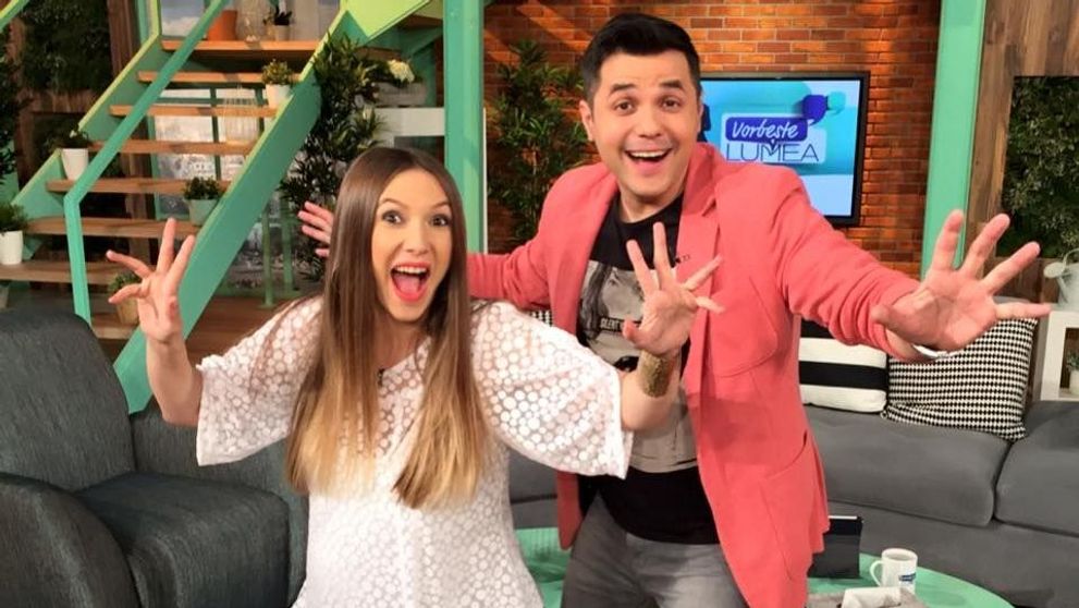 Adela Popescu a revenit la 