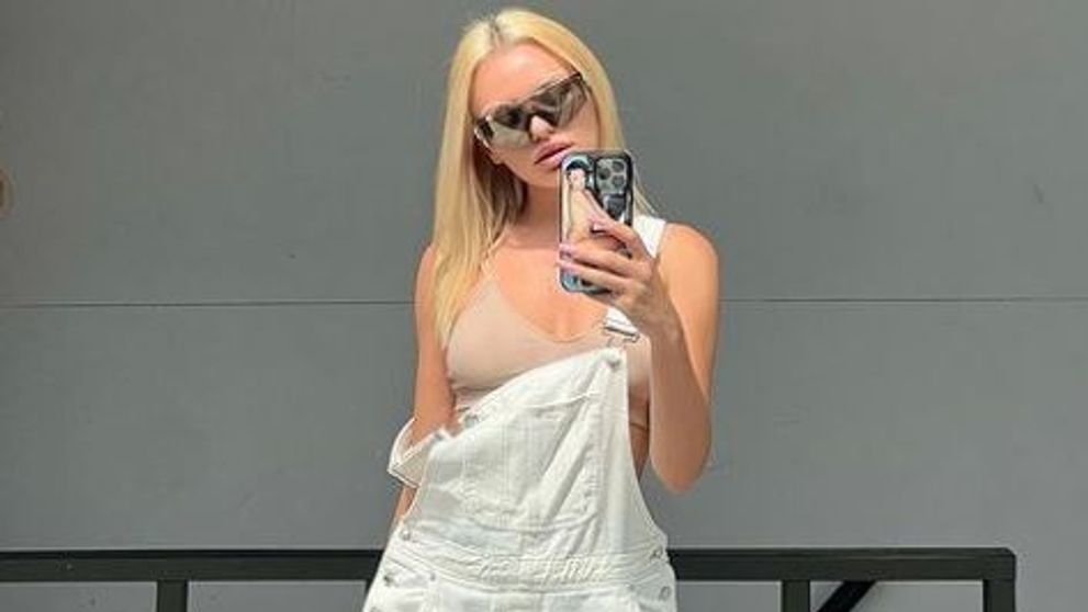 Ce a postat Alexandra Stan pe Instagram, după miezul nopții! Le-a dezvăluit fanilor ce face zilnic