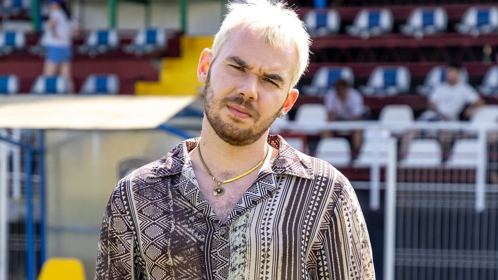 Junior, pe prima pagină din ziare, în Atletico Textila: „Patron de fotbal ajuns viral...”