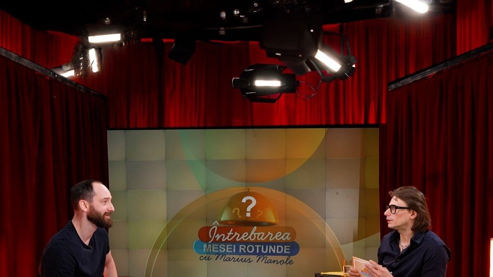 Tudor Istodor, dezvăluiri la Întrebarea Mesei Rotunde: ”Nu suport scandalul. Mă despart de iubite prin SMS”