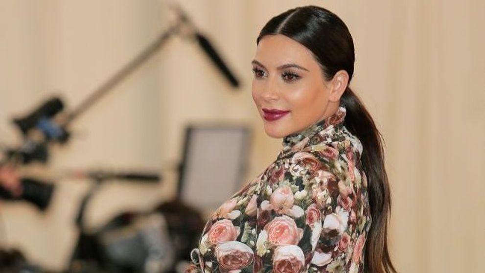 Prima fotografie cu Kim Kardashian dupa nastere. Cum arata vedeta dupa marele eveniment