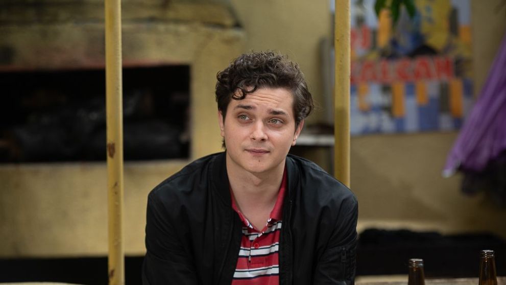 Cine e Eduard Păuna, actorul principal din „La Oraș”