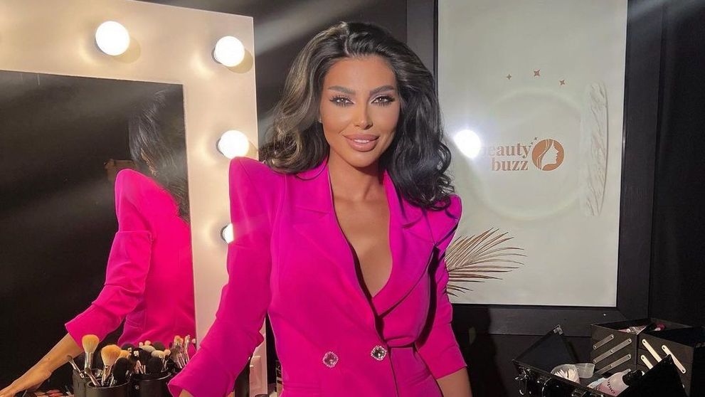 Beauty Buzz – Episodul 2:  Cum sa arăți glamorous la petrecerile de 1 mai