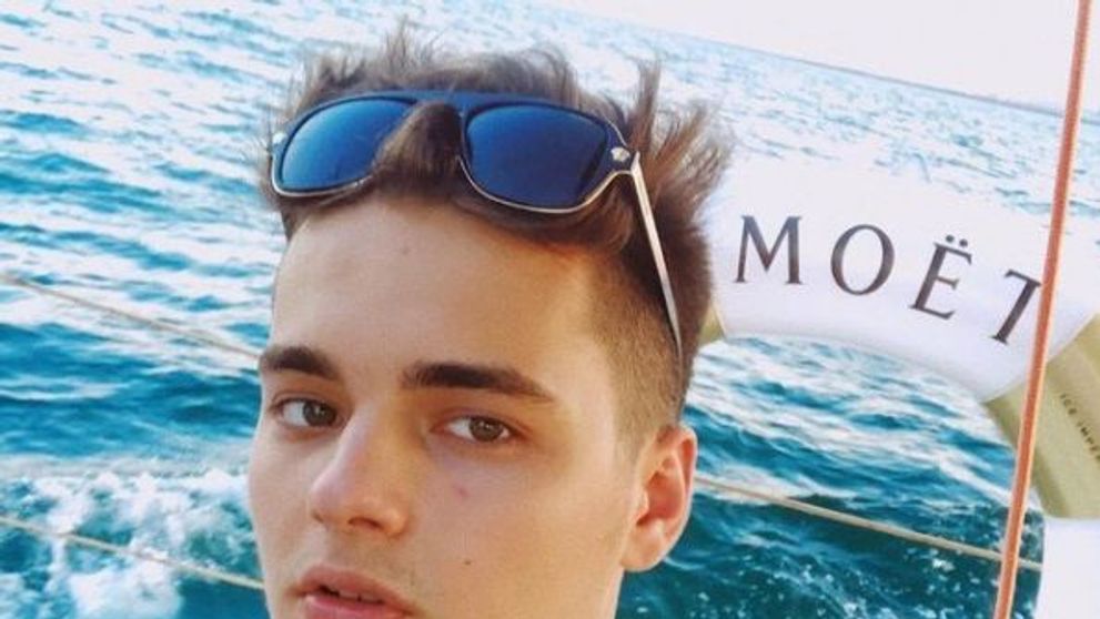 Selly, fotografie de arhivă! Cum arăta celebrul vlogger când era doar un copil