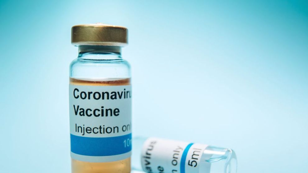 Cum ar putea arăta o lume post-vaccinare potrivit oamenilor de știință?  
