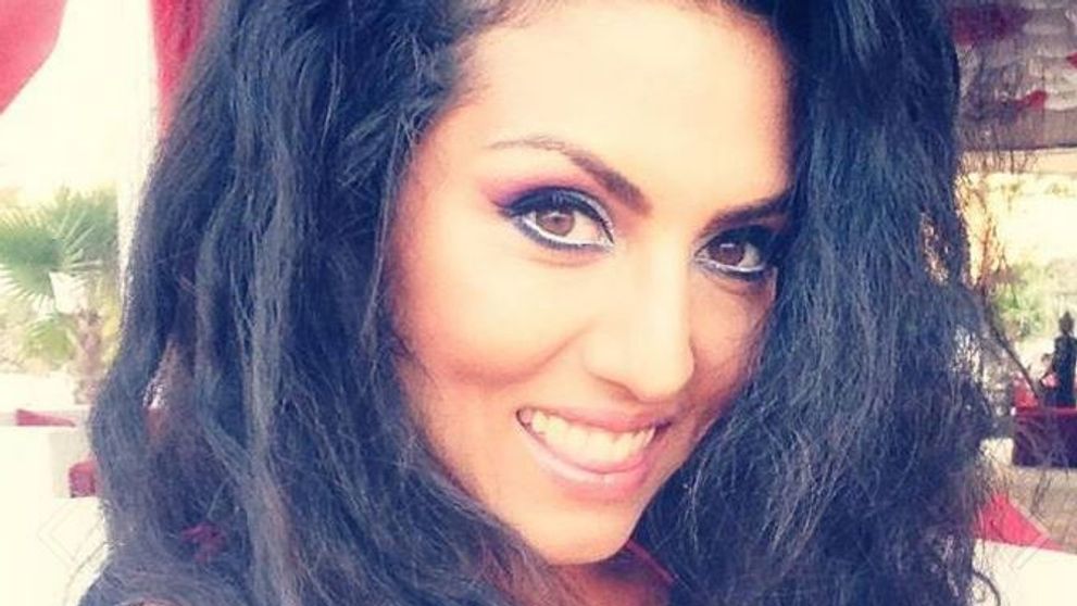 Doinita Oancea, asa cum rar ai ocazia sa o vezi. Cat de sexy este vedeta intr-o pereche de pantaloni ultra scurti