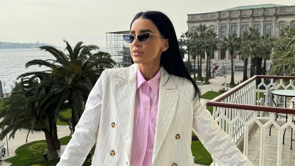 Adelina Pestrițu a început săptămâna cu stângul. Influencer-ița s-a ales cu o amendă, după ce a comis o greșeală banală: „Știți cum a început?”