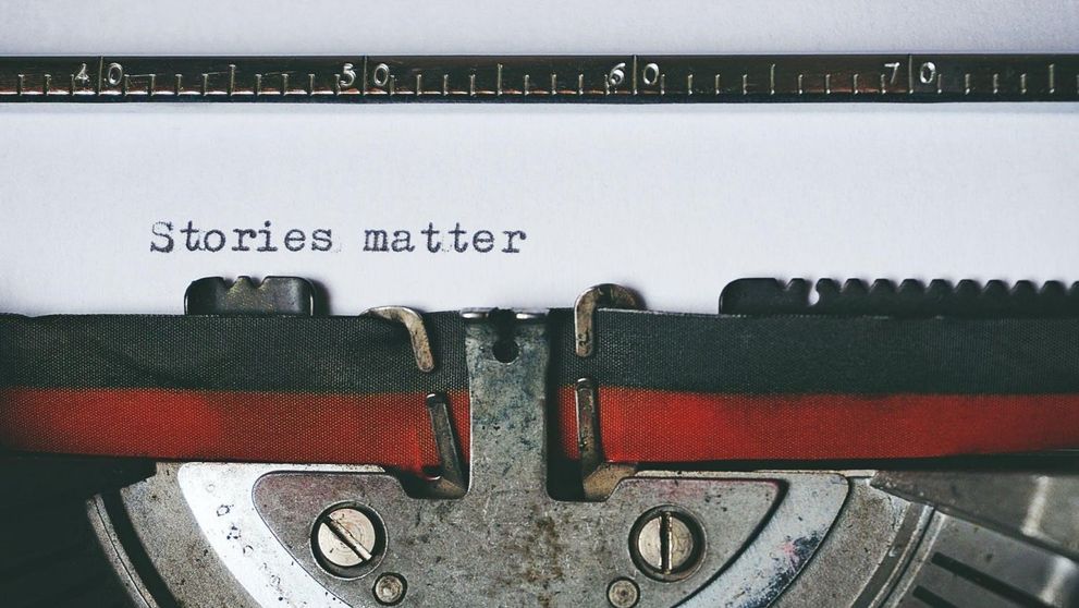 (P) Top 5 scriitoare apreciate la nivel național