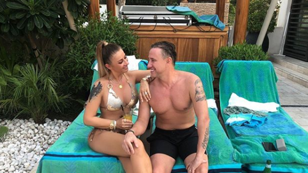 Imagine de colecție: Anamaria Prodan și Reghecampf, în costume de baie la plajă
