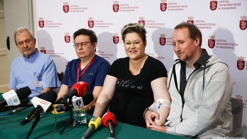 O femeie din Polonia, mamă a șapte copii, a născut cvintupleţi. Sarcina sa a fost considerată „un miracol”