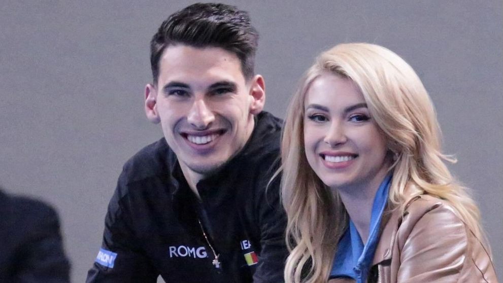 Andreea Bălan și Victor Cornea au fost nevoiți să se separe! Artista s-a întors în România, în timp ce tenismenul a ales altă destinație