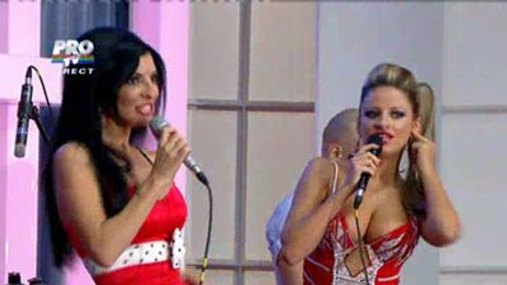 Vezi cum a ras doamna Bamboi de Andreea Tonciu si Sanziana Buruiana