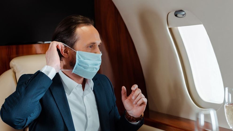 Cercetătorii de la Harvard au analizat care este riscul de transmitere a noului coronavirus în avion