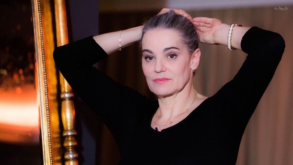 Cum arată acum fiica mijlocie a Maiei Morgenstern. Cabiria a absolvit cu 10 pe linie Facultatea de Teatru din Cluj Napoca