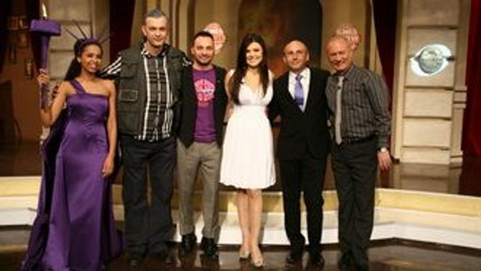 Paula Seling a cantat si a jucat in scenete duminica seara la SRC